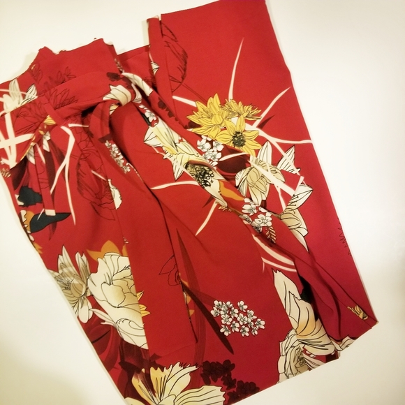 like an angel Pants - ⭐ 3 for 10 ⭐Red Floral Dress Pants